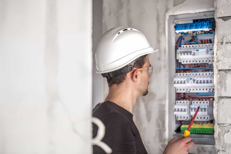 empresa de electricidad, electricistas (19)